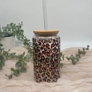 Glas mit Deckel u Strohhalm*Trinkglas*Kaffeeglas*Kaffebecher*personalisiertes Trinkglas*Bambusdeckel*Leomuster*Geschenk* Bild 3