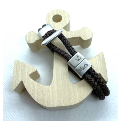 Maritimes Armband aus Segelseil, dunkelbraun, mit versilberten Zwischenstücken und versilbertem Hake