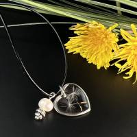 Halskette Herz mit Pusteblumen, feiner Edelsstahl Herz Anhänger,Süßwasserperle ,Resin, Blumenschmuck,Muttertag Bild 7