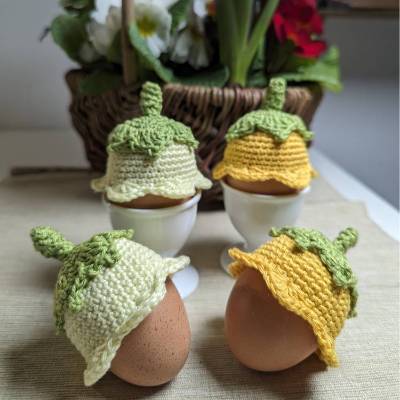 Eierwärmer Blütenform gehäkelt Osterschmuck Tischdeko