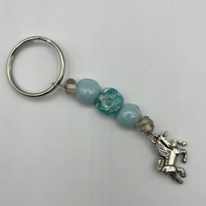 Glasperlen Schlüsselanhänger mit Einhornanhänger – Schicker Begleiter für Schlüssel, Taschen und Rucksäcke Bild 6