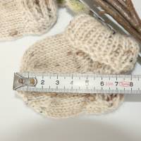 Warme Frühchensocken / Babysöckchen aus 6-fädiger Qualitäts - Sockenwolle. Tweed. Socken ca. 7,5cm Fußlänge ungedehnt Bild 2