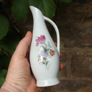 kleine Vase Henkelvase Blumendekor Porzellan DDR GDR Bild 4