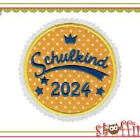 Gestickte  Applikation Schulkind 2024 in vielen Farben für die Schultüte Bild 3