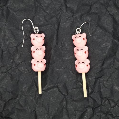 Dango Schweinchen Ohrringe, japanische Süßigkeit, Niedliche Ohrhänger, Kawaii Schmuck