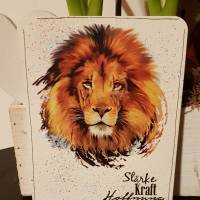 Stärke - Kraft - Hoffnung strahlt diese handgefertigte Löwen-Karte aus. Bild 1