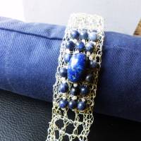 luftig leichtes Armband einzigartig im Design von Hand aus Silbedraht gehäkelt & mit jeansblauen Sodalith Edels Bild 9