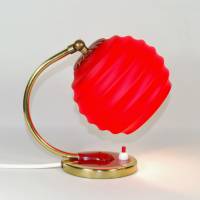 Unikat Tischlampe Leuchte klein Nachtlicht 21 cm Messing rot fifties 50er Jahre einmalig kultig vintage upcycling Bild 2