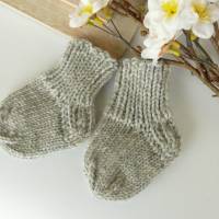Warme Frühchensocken / Babysöckchen aus 8-fädiger Qualitäts - Sockenwolle.80/20 Socken ca. 8,5cm Fußlänge ungedehnt Bild 2
