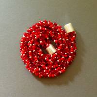 Halskette, Häkelkette rot mit weiß + silber, 45 cm, Perlenkette aus Glasperlen gehäkelt, Rocailles, Häkelschmuck Bild 3