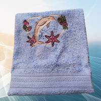 besticktes Handtuch mit einem dekorativen Muster, Wellness - Handtuch,  hellblau Bild 1