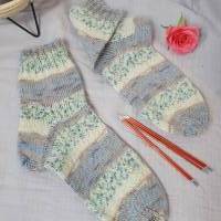 Handgestrickte Socken Gr. 38/39 Wollsocken Damen Kuschelsocken Markenwolle Wollstrümpfe Geschenke zum Muttertag Bild 1
