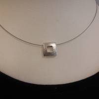 Quadrat Sterlingsilber- gebürstet - an kurzem Collier aus Edelstahl - tolles Geschenk Bild 3