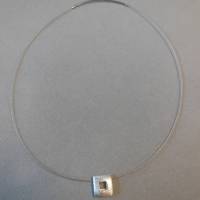 Quadrat Sterlingsilber- gebürstet - an kurzem Collier aus Edelstahl - tolles Geschenk Bild 5