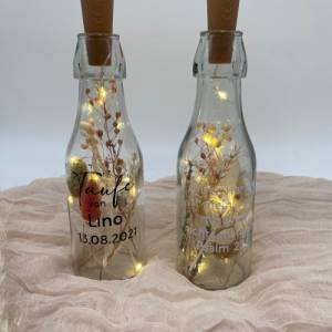 Lichtflasche mit Trockenblume, Flaschenlicht, Leuchtflasche, Tischdeko Taufe, Tischdeko Kommunion, Konfirmation, Bild 4