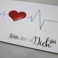 Schön, dass es Dich gibt - Herzschlag - Faltkarte mit Umschlag. Verziert mit einem Herz - EKG Linie Bild 1
