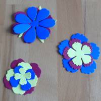 bunt gemischtes Blumen-Set Stanzteile // Blütenmix // Basteln // Scrapbooking // Dekoration // Tischdeko Bild 4