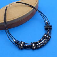 Lederkette Metallperlen + Keramikperlen, schwarz silber, 41 +4 cm, Halskette, Keramikkette, Kette Bild 1