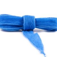 Seidenband Crinkle Crêpe Kornblumenblau 1m 100% Seide handgenäht und handgefärbt Schmuckband Wickelar Bild 2