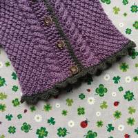 Trachtenjacke Größe 74/80 Strickjacke Mädchen Pullover lila grün handgestrickt Taufkleidung Hochzeit Dirndl  Geschenk Bild 3