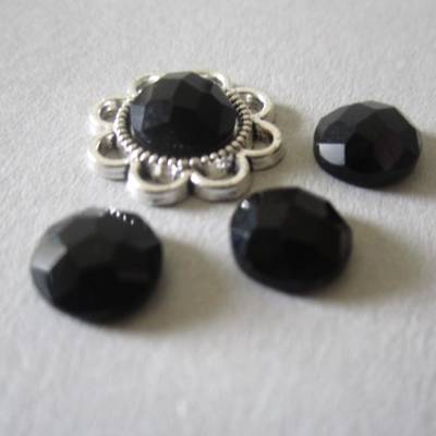 6 Glas Cabochons 8 mm Durchmesser Schwarz, facettiert