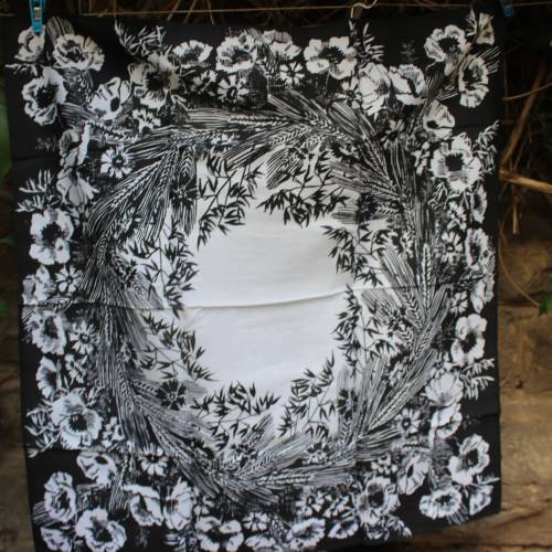 kleine Tischdecke Mitteldecke Erntetuch Halstuch Kopftuch bedruckt Vintage DDR