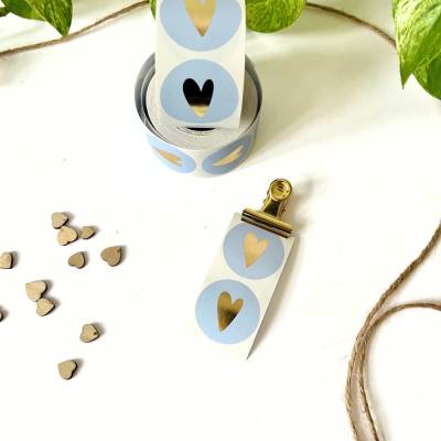 Aufkleber HELLBLAU mit Herz gold ab 10 Stück Dekoration für Einschulung Gastgeschenke Geschenkpapier babyblau Herzen