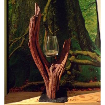 Wildholz Kerzenhalter, Windlicht aus einer Baumwurzel mit Kerzenglas auf Schieferplatte