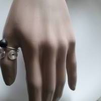 Aussergewöhnlicher Ring mit Lavastein, versilbert Bild 3