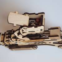 Holzgewehr Pumpgun, STEM Projekt gelasertes Spielzeug DIY Bausatz Gummipistole 8mm Kugeln Bild 5