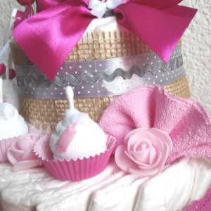 Windeltorte Mädchen rosa/weiss/pink Windelwichtel Schnullerpüppchen Dino Cupcakes aus Baby Waschlappen Jute Bild 2