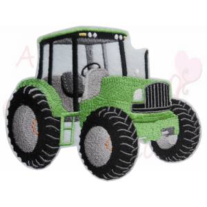 Traktor Trekker Aufnäher in grün Applikation Patch gestickt 8x10cm Handmade perfekt für Deine Schultüte Bild 1
