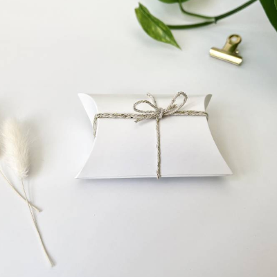 10 Stück Mini-Papierschachtel in weiß Kissenschachtel Geschenkbox
