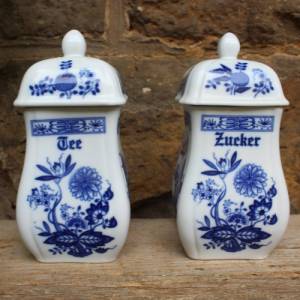 2 Vorratsdosen Tee Zucker Zwiebelmuster Porzellan 90er Jahre Made in China Bild 1