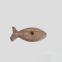Holzsockel für Stabkerze in Fischform Bild 1