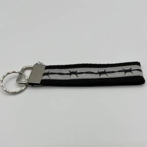 Schlüsselband mit Stacheldraht – Schicker Begleiter für Schlüssel, Taschen und Rucksäcke Bild 4