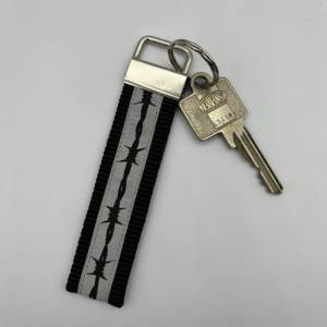 Schlüsselband mit Stacheldraht – Schicker Begleiter für Schlüssel, Taschen und Rucksäcke Bild 7