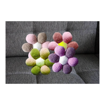 Amigurumi Häkelanleitung für das Blumenkissen