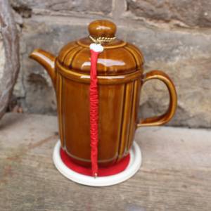 Kaffeekanne Teekanne mit Deckelhalter 1,3 L 70er Jahre VEB Torgau DDR Bild 1