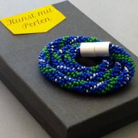 Glasperlenkette Spirale, blau grün weiß, 48 cm, Häkelkette, Halskette, Collier, Rocailles, Häkelschmuck, Einzelstück Bild 4