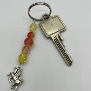 Glasperlen Schlüsselanhänger mit Einhornanhänger – Schicker Begleiter für Schlüssel, Taschen und Rucksäcke Bild 6