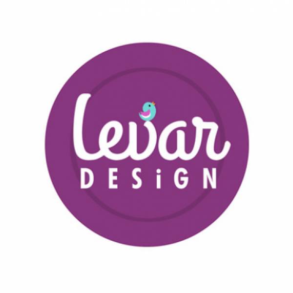 Levar Design - Personalisiertes Kindergeschirr aus Melamin, Kinderzimmer Bilder, Tischsets, Brotdosen, Trinkflaschen, Babykissen, Wanduhren.. auf kasuwa.de